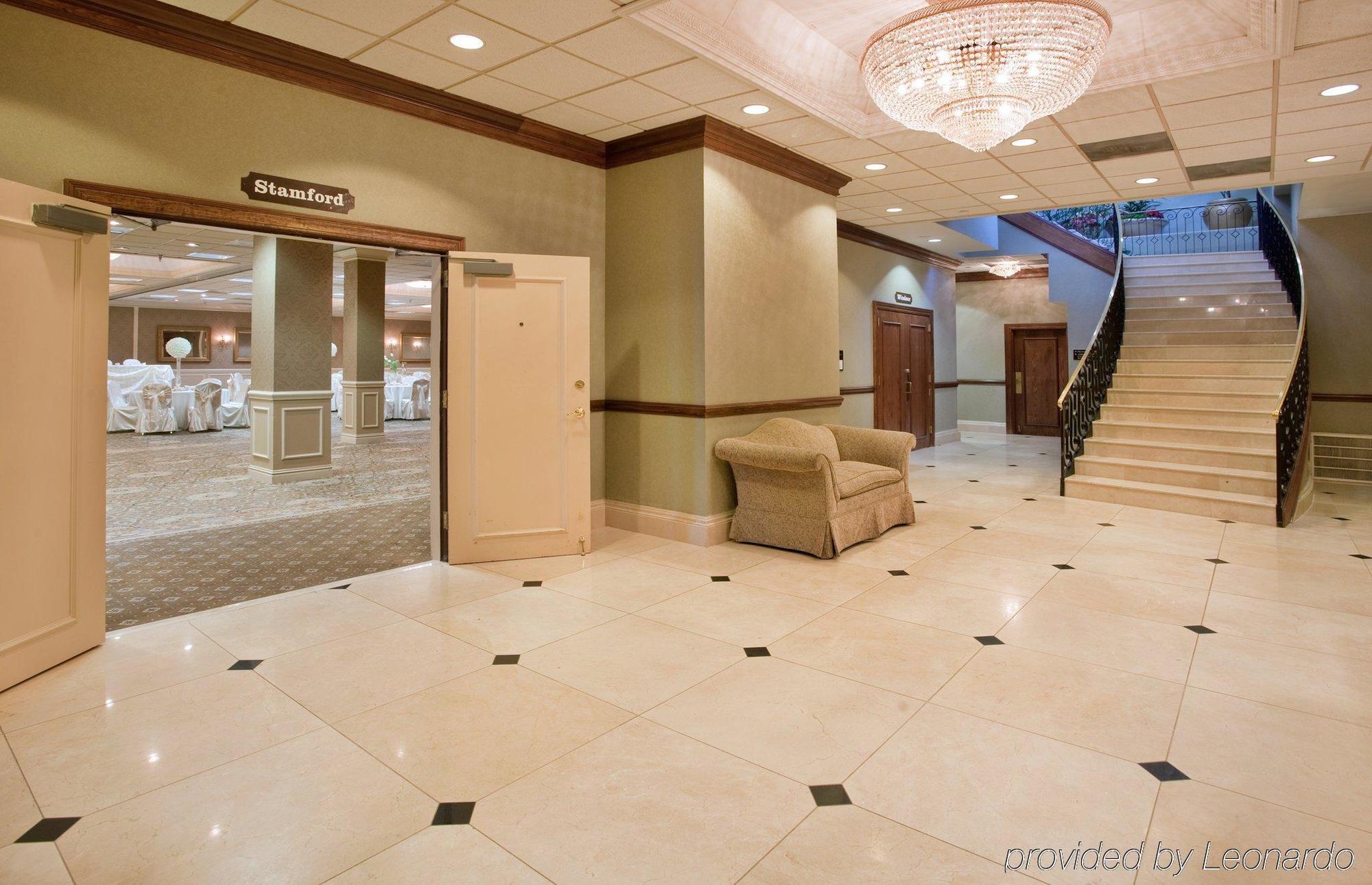 Clayton Plaza Hotel & Extended Stay Interior photo